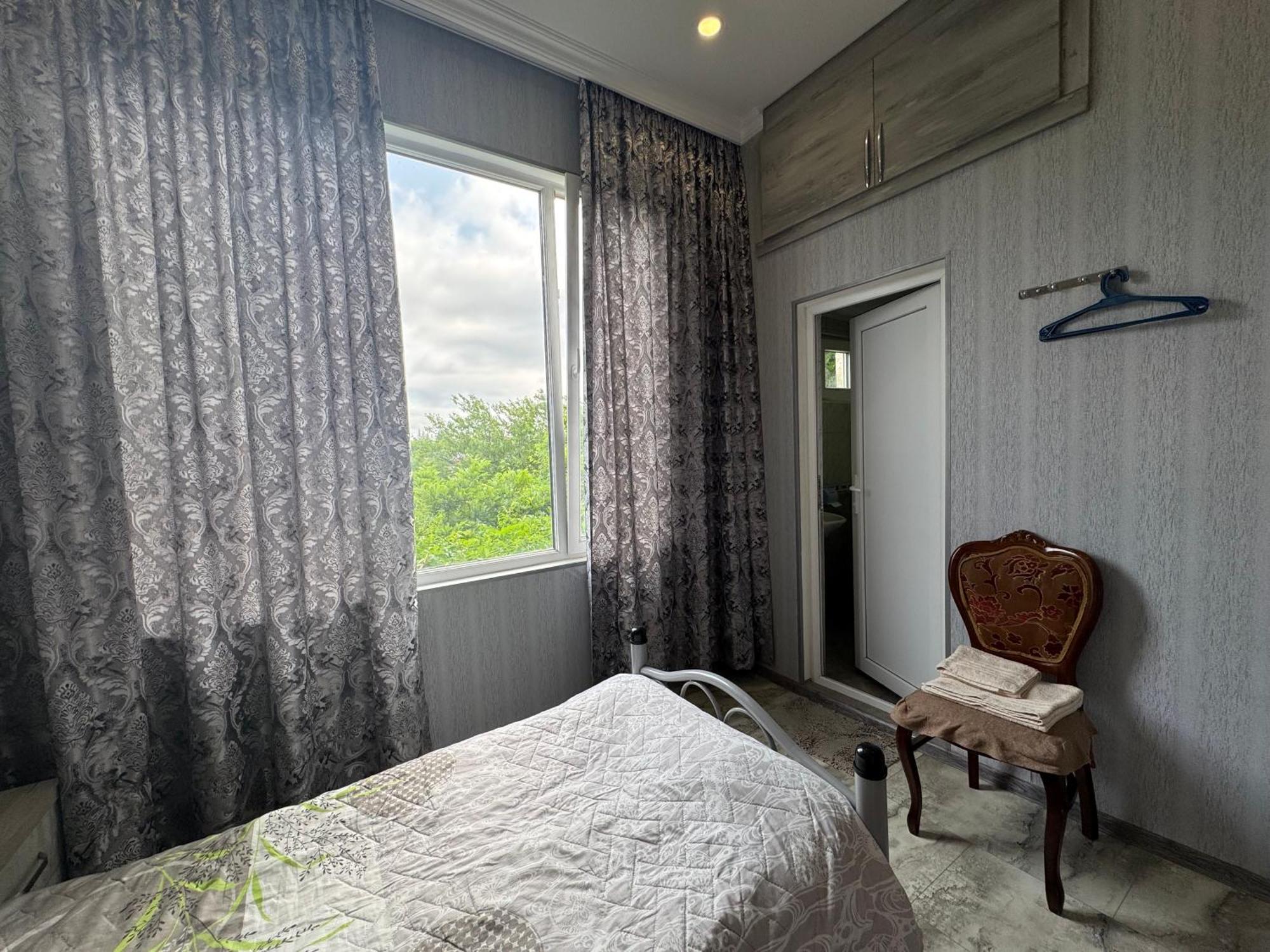 Hotel 9Th Sky Koetaisi Buitenkant foto