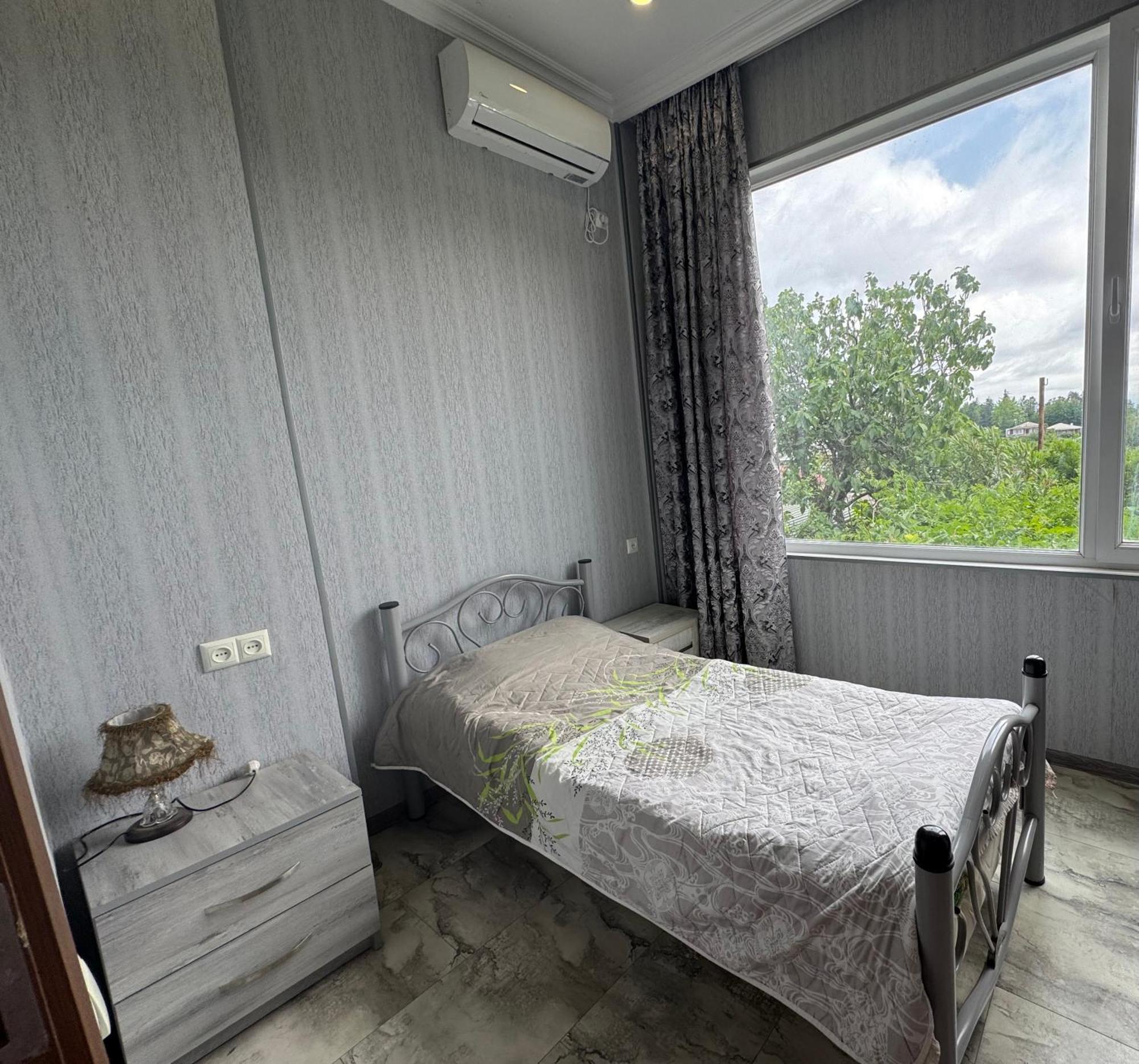 Hotel 9Th Sky Koetaisi Buitenkant foto
